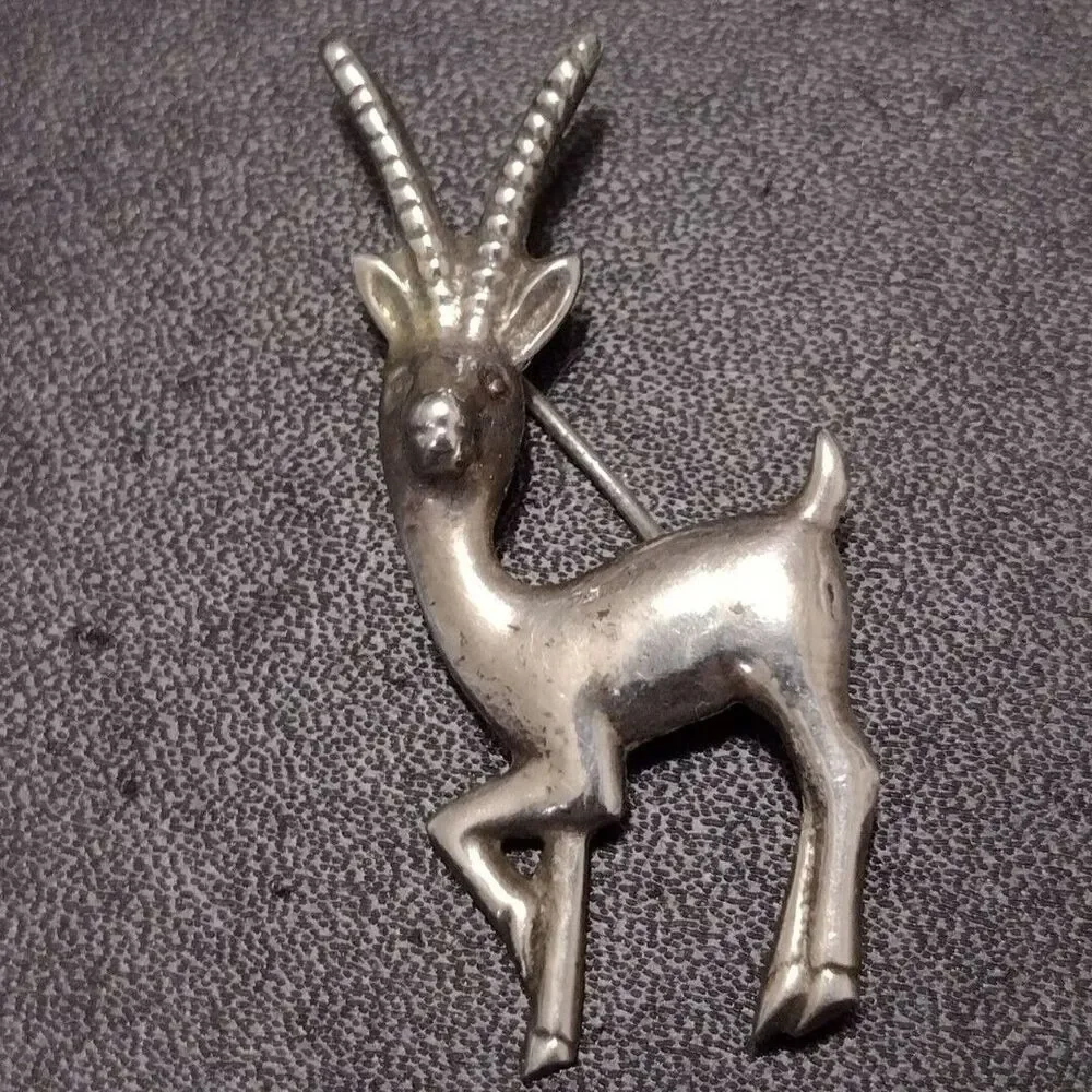 Sterling silver antelope gazelle vintage brooch